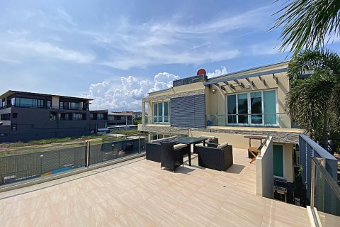 House in Hua Hin, Thailand 4 bedrooms № 125210 - photo 9