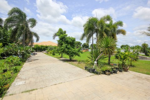 House in Hua Hin, Thailand 5 bedrooms № 125212 - photo 8