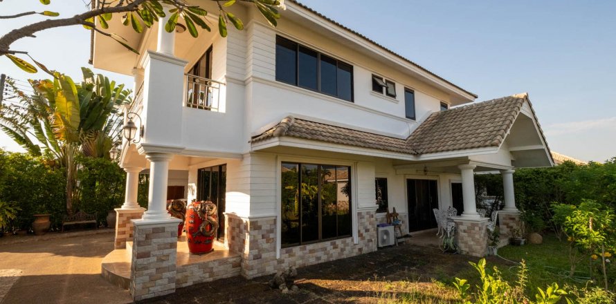 House in Chiang Mai, Thailand 3 bedrooms № 121944