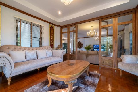 House in Chiang Mai, Thailand 3 bedrooms № 121944 - photo 10
