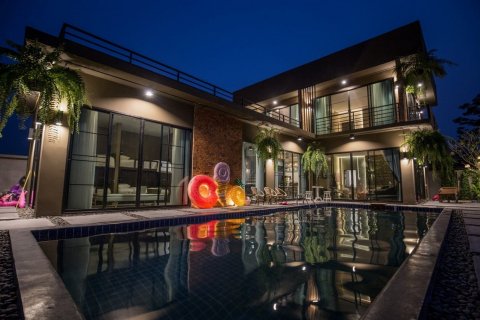 House in Chiang Mai, Thailand 3 bedrooms № 121960 - photo 1