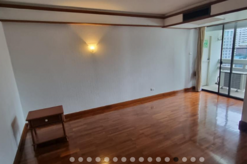 Condo in Pathum Wan, Bangkok, Thailand, 3 bedrooms  № 123595 - photo 14