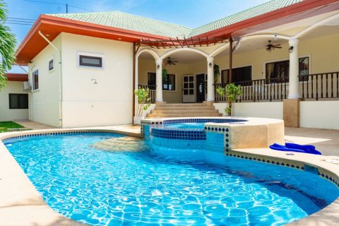 Villa à Hua Hin, Thaïlande 3 chambres № 124697 - photo 2