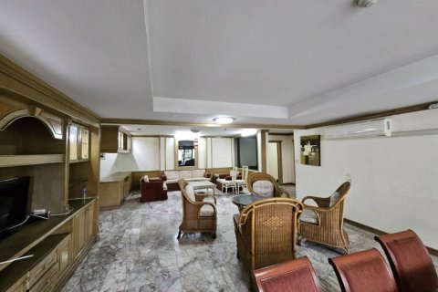 Кондоминиум с 3 спальнями в Бангкоке, Таиланд № 132569 - фото 1