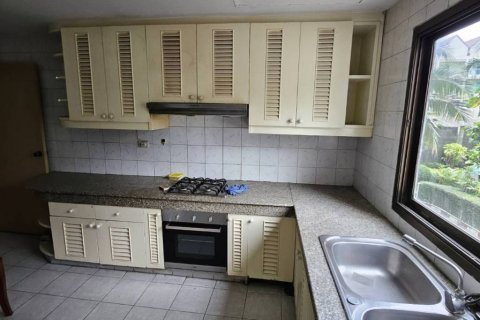 Кондоминиум с 3 спальнями в Бангкоке, Таиланд № 132569 - фото 3