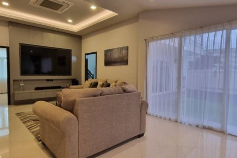 Вилла в Паттайе, Таиланд с 4 спальнями № 132566 - фото 4