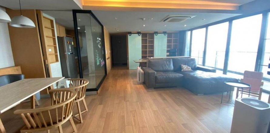 Condo in Bangkok, Thailand, 3 bedrooms  № 85686