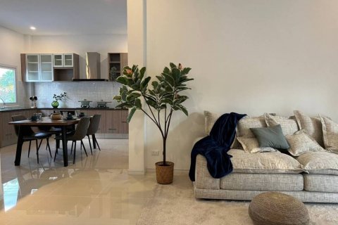 House in Bang Lamung, Thailand 3 bedrooms № 85777 - photo 5