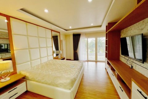 Вилла в Паттайе, Таиланд с 5 спальнями  № 116271 - фото 8