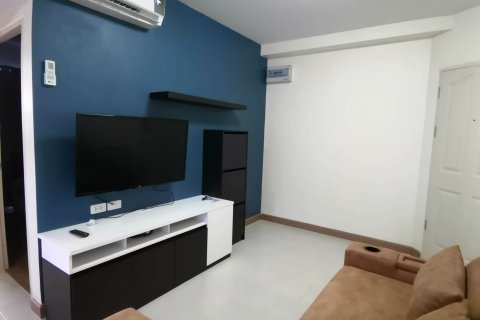 Condo in Huai Khwang, Bangkok, Thailand, 2 bedrooms № 141923