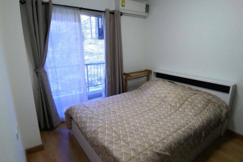 Condo in Huai Khwang, Bangkok, Thailand, 2 bedrooms  № 141923 - photo 5