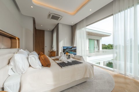 Villa in Rawai, Thailand 4 bedrooms № 80141 - photo 12