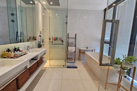 Кондоминиум с 2 спальнями в Ваттхане, Бангкок, Таиланд № 132257 - фото 15