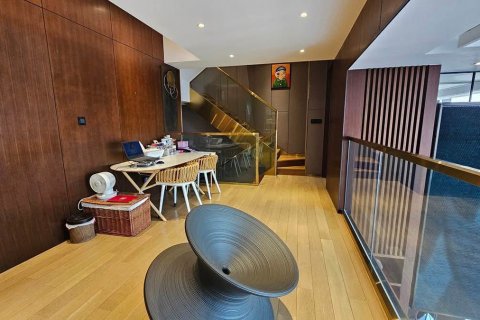 Кондоминиум с 2 спальнями в Ваттхане, Бангкок, Таиланд № 132257 - фото 17