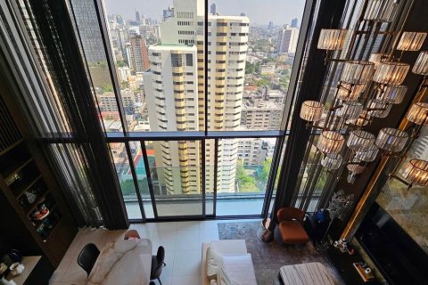 Кондоминиум с 2 спальнями в Ваттхане, Бангкок, Таиланд № 132257 - фото 3