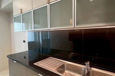 Condo in Pathum Wan, Bangkok, Thailand, 4 bedrooms  № 132258 - photo 6