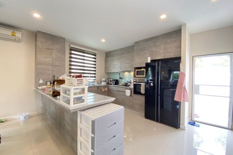 Maison à Chiang Mai, Thaïlande 4 chambres № 78774 - photo 12