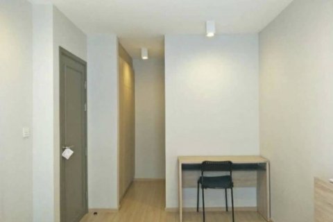 Кондоминиум с 1 спальней в Бангкоке, Таиланд № 132472 - фото 4