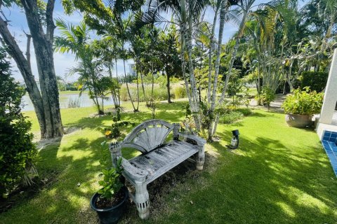 Дом в Хуа Хине, Таиланд с 3 спальнями № 125396 - фото 2