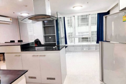 Кондоминиум с 2 спальнями в Бангкоке, Таиланд № 99679 - фото 8