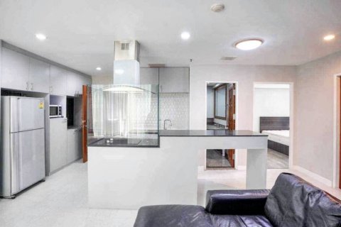 Кондоминиум с 2 спальнями в Бангкоке, Таиланд № 99679 - фото 5