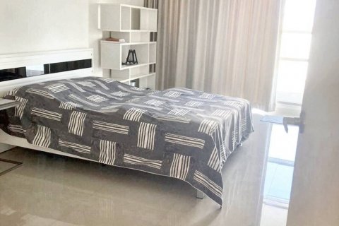 Condo in Bangkok, Thailand, 1 bedroom № 99681 - photo 3