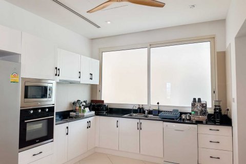 Condo in Bang Tao, Thailand, 4 bedrooms  № 120889 - photo 17