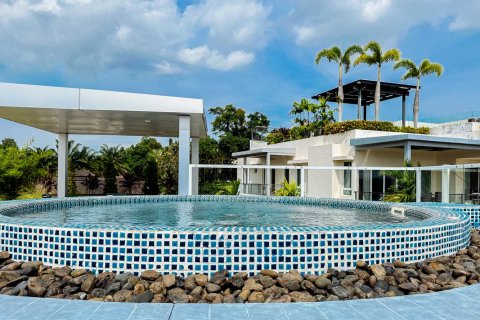 Condo in Bang Tao, Thailand, 4 bedrooms  № 120889 - photo 4