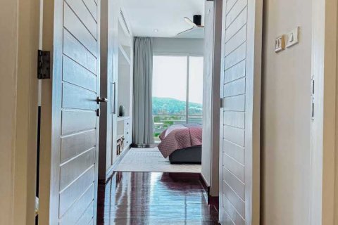 Condo in Bang Tao, Thailand, 4 bedrooms  № 120889 - photo 29