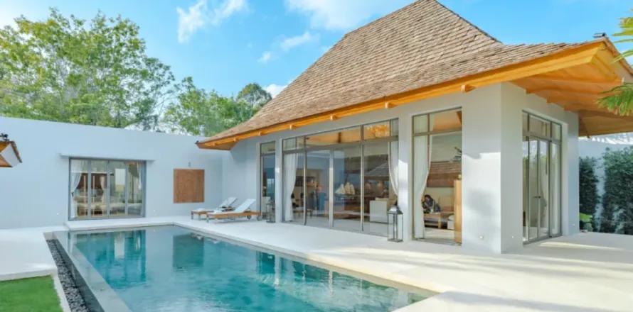 Villa in Phuket, Thailand 4 bedrooms № 125019