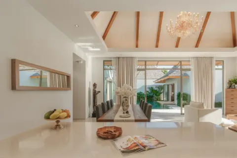 Villa in Phuket, Thailand 4 bedrooms № 125019 - photo 3