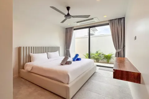 Villa in Phuket, Thailand 3 bedrooms № 125018 - photo 15