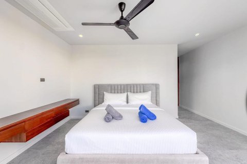 Villa in Phuket, Thailand 3 bedrooms № 125018 - photo 22