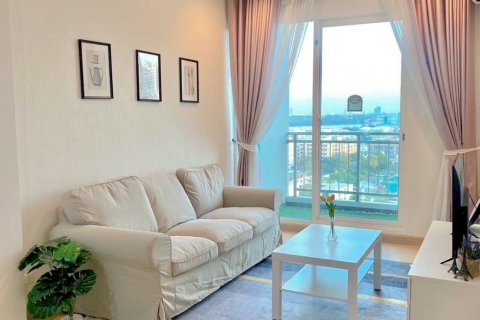 Condo in Bangkok, Thailand, 1 bedroom  № 85765 - photo 3