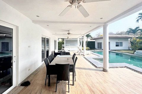 Вилла в Хуа Хине, Таиланд с 4 спальнями № 85768 - фото 3