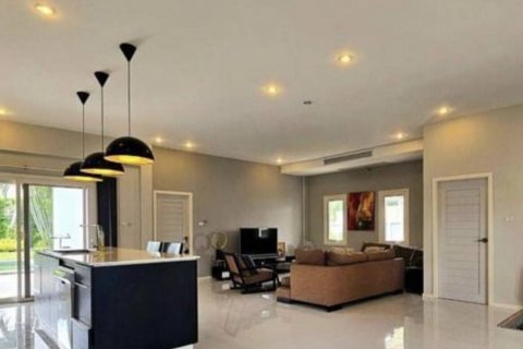 Вилла в Хуа Хине, Таиланд с 4 спальнями № 85768 - фото 7