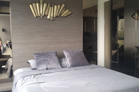 Condo in Pattaya, Thailand, 1 bedroom  № 79793 - photo 17