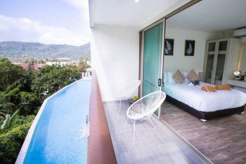 Condo in Kamala, Thailand, 1 bedroom  № 120496 - photo 1