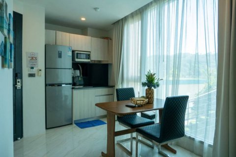 Condo in Kamala, Thailand, 1 bedroom  № 120496 - photo 6