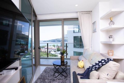 Condo in Kamala, Thailand, 1 bedroom  № 120497 - photo 2