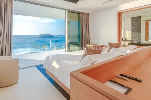 Кондоминиум с 3 спальнями в Кате, Таиланд № 131116 - фото 4