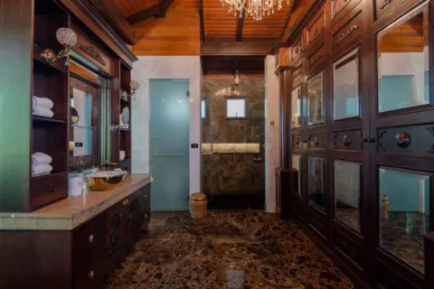 Villa in Phuket, Thailand 4 bedrooms № 107040 - photo 16