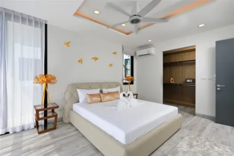 Villa in Phuket, Thailand 5 bedrooms № 107043 - photo 6