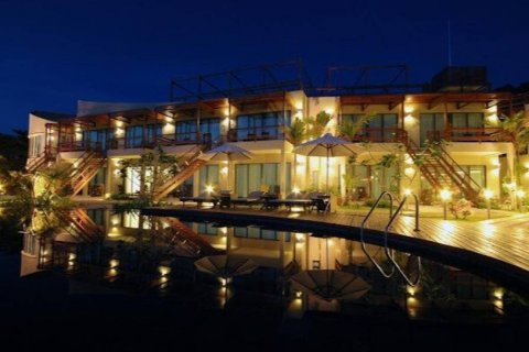 Отель в Ланта Яи, Таиланд 3200м2  № 86689 - фото 1