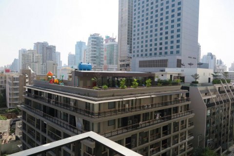 Condo in Bangkok, Thailand, 1 bedroom  № 144191 - photo 1