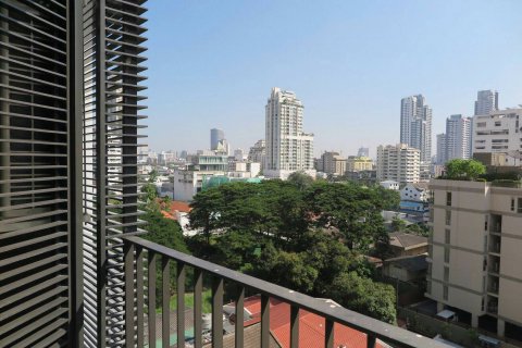 Condo in Bangkok, Thailand, 1 bedroom  № 144191 - photo 5