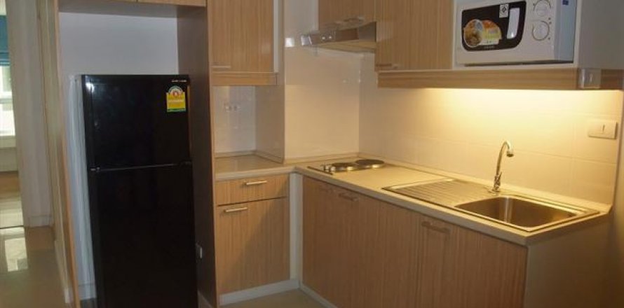 Condo in Bangkok, Thailand, 2 bedrooms  № 144213