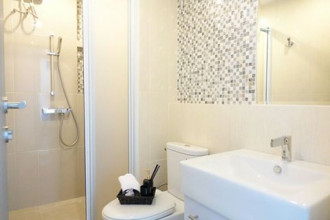 Кондоминиум с 2 спальнями в Бангкоке, Таиланд № 144214 - фото 8