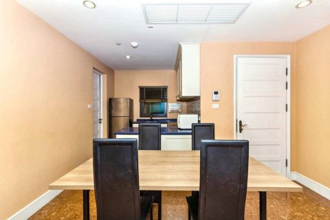 Condo in Bangkok, Thailand, 2 bedrooms  № 125779 - photo 5