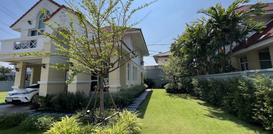 Дом в Бангкоке, Таиланд с 3 спальнями  № 126009